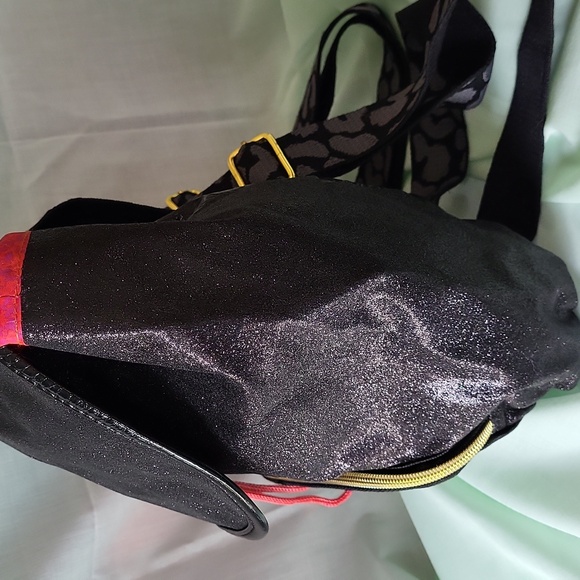 Back pack - Picture 3 of 12